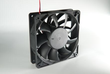 散热风扇的种类.jpg
